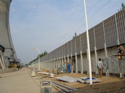 高架隔音屏障樣品 安平隔音屏障生產(chǎn)廠家圖片|高架隔音屏障樣品 安平隔音屏障生產(chǎn)廠家產(chǎn)品圖片由安平縣德仁聲屏障制造公司生產(chǎn)提供-