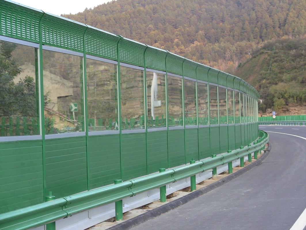 護欄網(wǎng)聲屏障廠家聯(lián)系方式