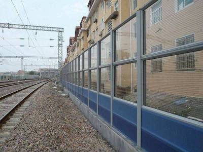 金屬聲屏障 公路聲屏障 隔音墻 空調(diào)聲屏障 道路聲屏障的用途是